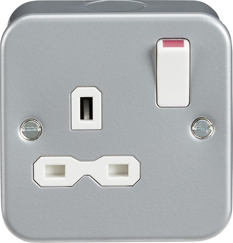 Metal Clad 13A 1G DP Switched Socket