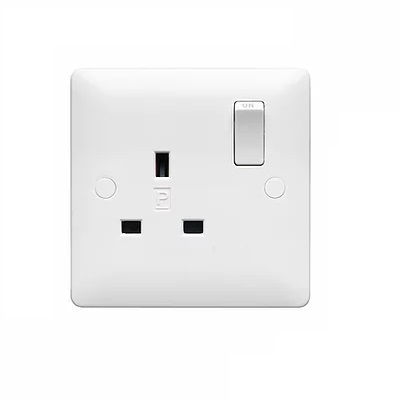 Verso 1G 13A DP Switched Socket